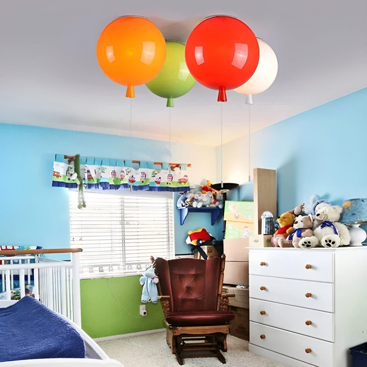 LED Ballong Taklampa – Kreativ och dekorativ rumsbelysning