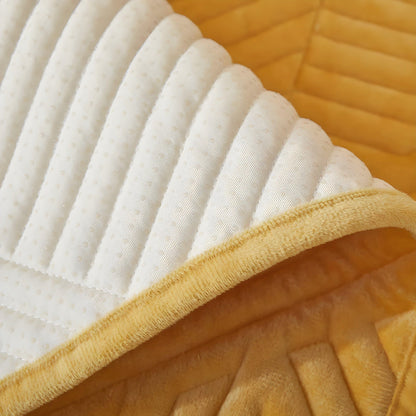 SofaGuard Deluxe – Modern Rutschfri Sammetsoffenduk för Vardagsrummet