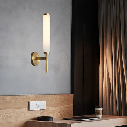 Modern marmor vägglampa