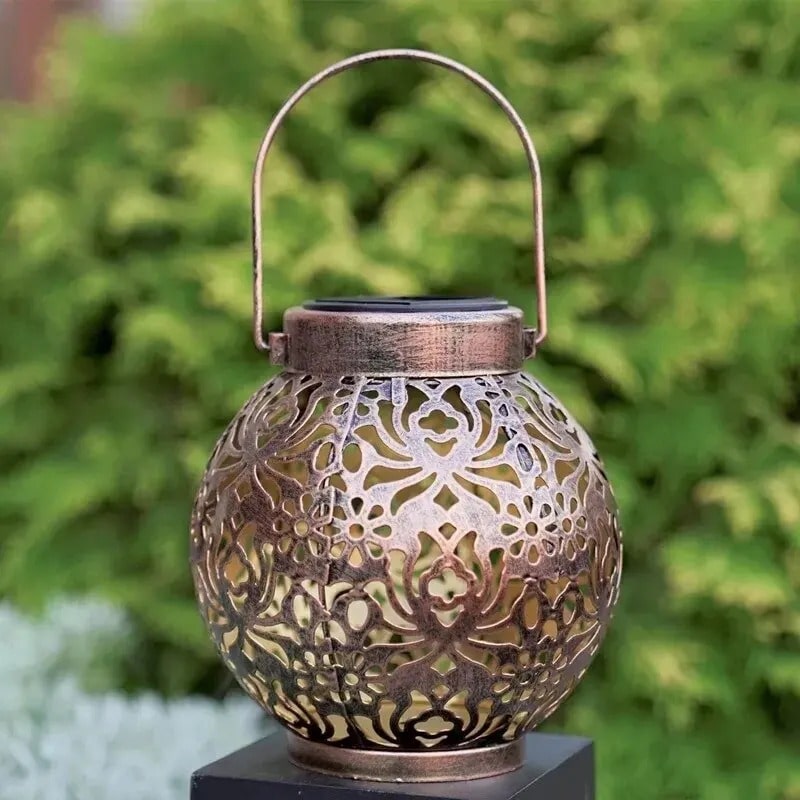 Utomhus sollykta med snidad design