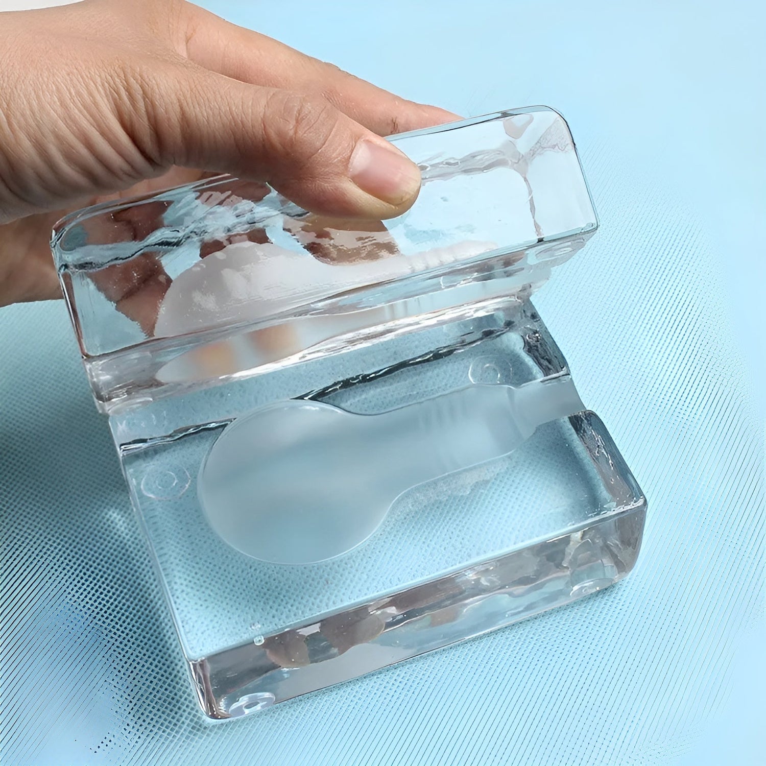 IceLuxe Light – Minimalistisk isbit LED-glaslampa