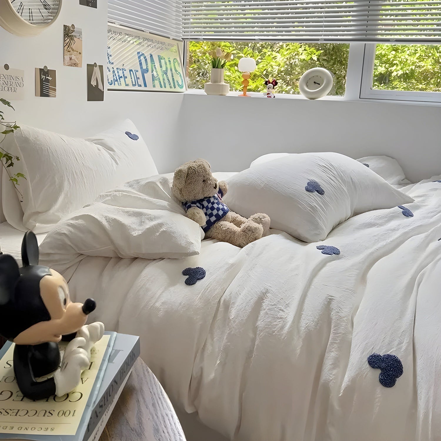 SweetNest Sängkläder Set - Avslappnad Broderad Hjärta Täcke Sängkläder Set (1 Filt + 1 Duvet Täcka + 2 Kuddöverdrag)