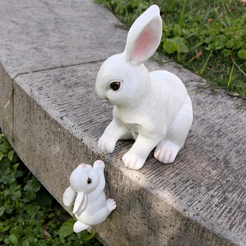 MeadowHops Staty - Skurrila Påskhare Familj Staty