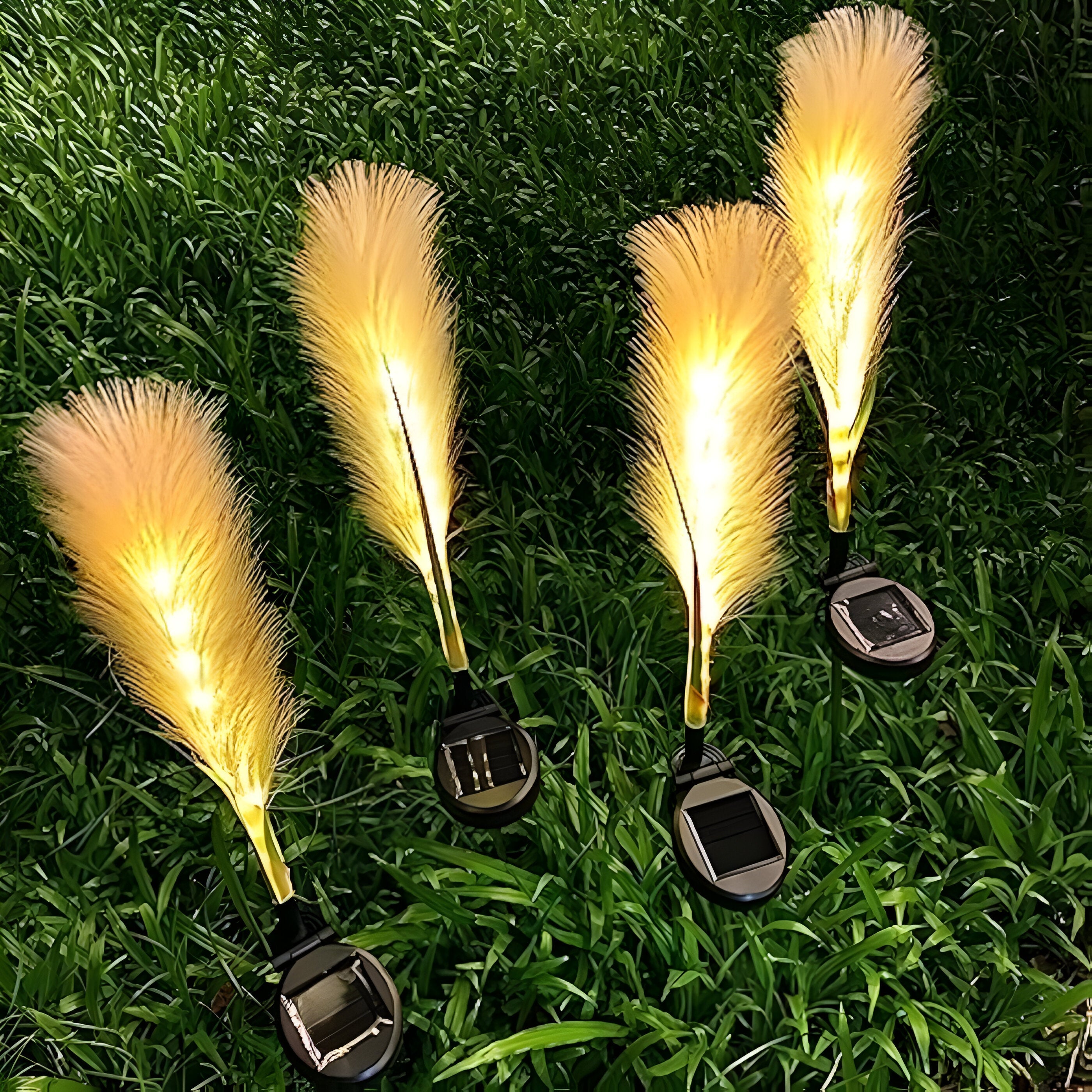 AuroraStalk Light – Solar fiber bulrush utomhuslampa