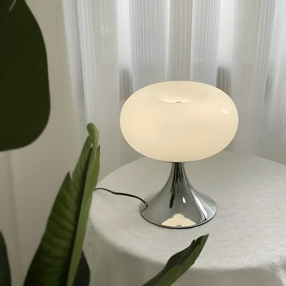 SereneCrystal Lampa - Elegant Retro Bordslampa