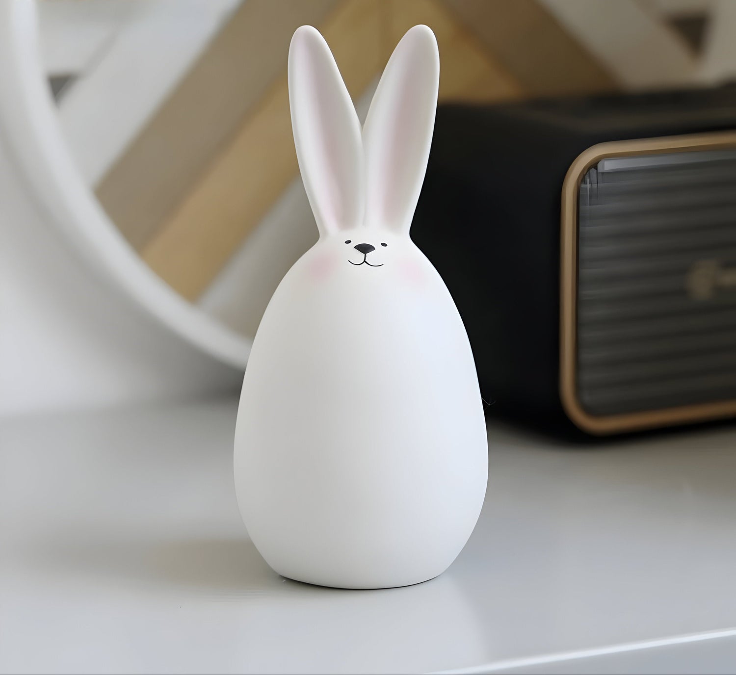 SnowBunny Dekor – Nordisk Keramisk Kanin Dekoration