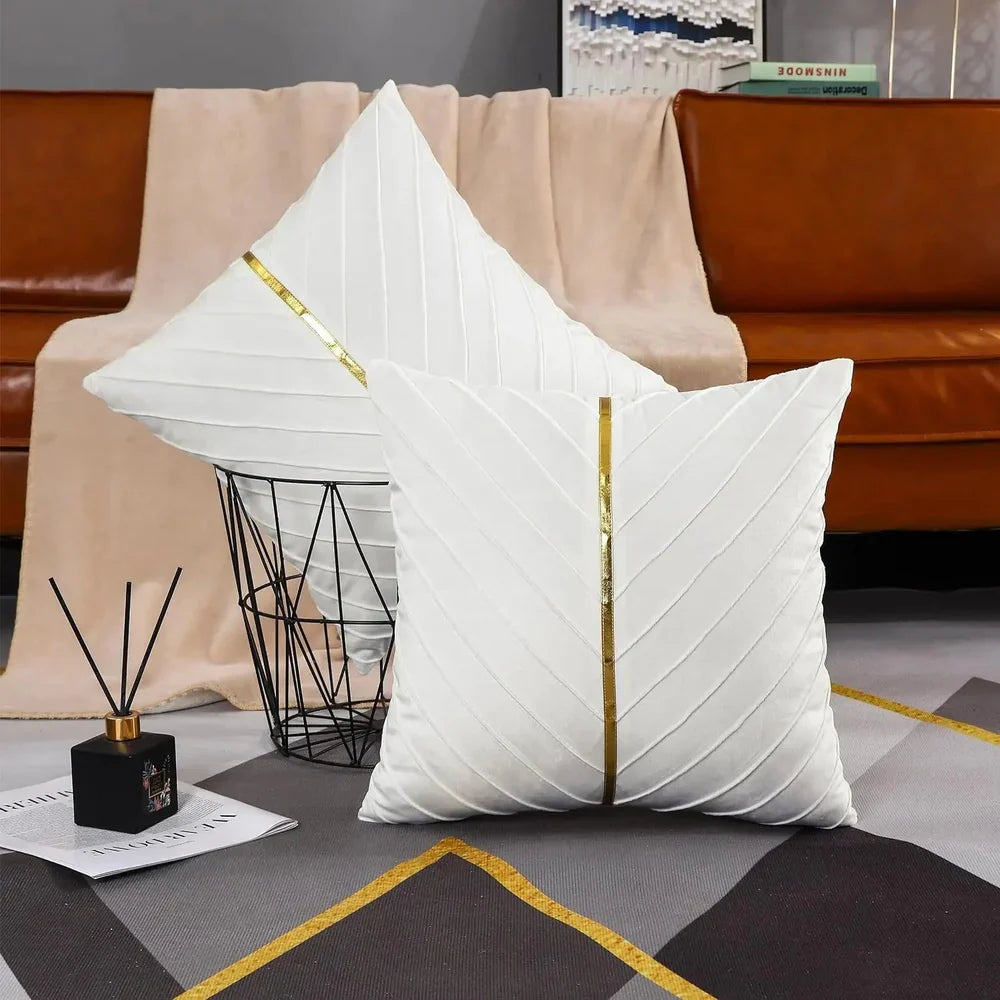 Carvallo – Kuddöverdrag med elegant diagonal paljett detalj