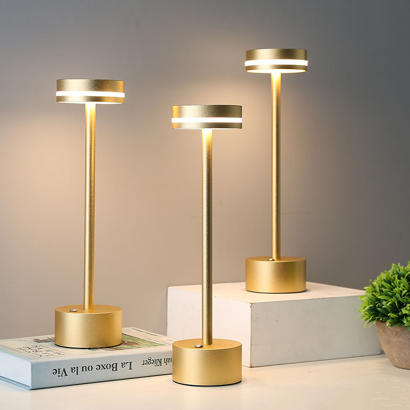 LuxeLight - Trådlös Bordslampa