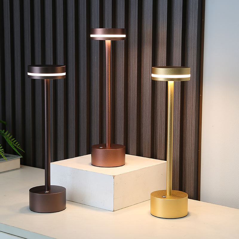 LuxeLight - Trådlös Bordslampa