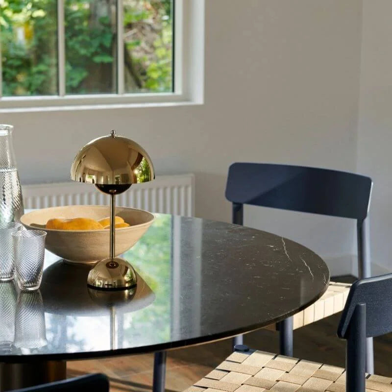 VeraModerne - Bordslampa med Justerbar Ljusstyrka