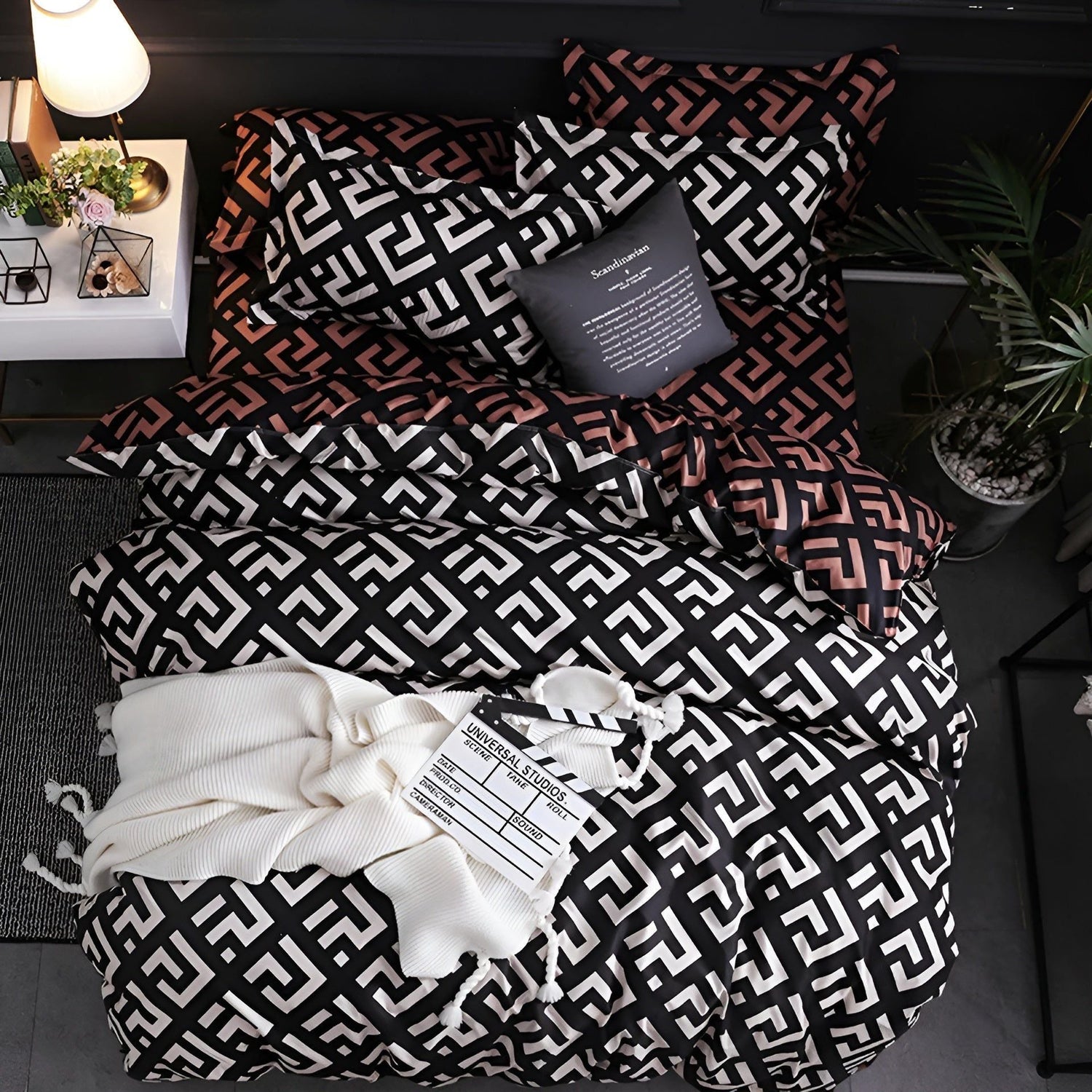 PlushDream Beddings - Lyxiga svarta sängkläder