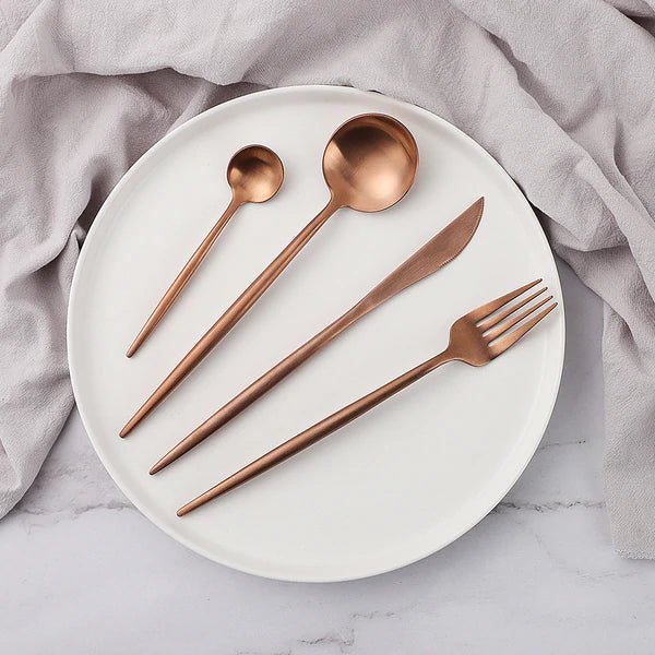 VédaTable 24-delars middagsset - Modern elegans i rostfritt stål