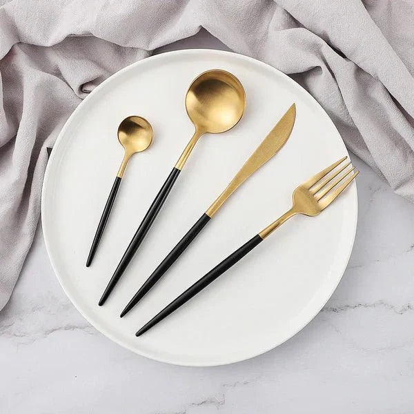 VédaTable 24-delars middagsset - Modern elegans i rostfritt stål