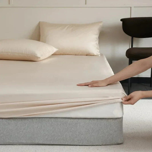 Carvallo – Monterat madrasskydd med elegant oval form och säker passform för modern stil