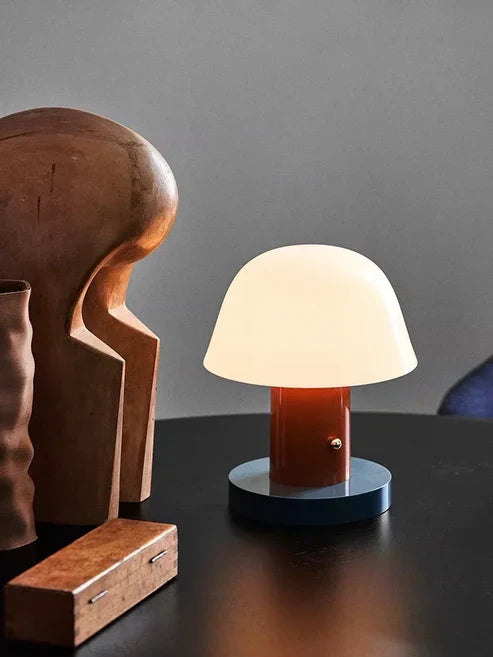 Carvallo – Lekfull Bordslampa med Svampdesign