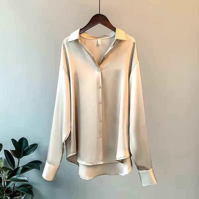 LUNARIA BLUS – Elegant sidenbluse för damer i lyxig design