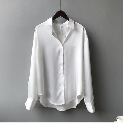 LUNARIA BLUS – Elegant sidenbluse för damer i lyxig design