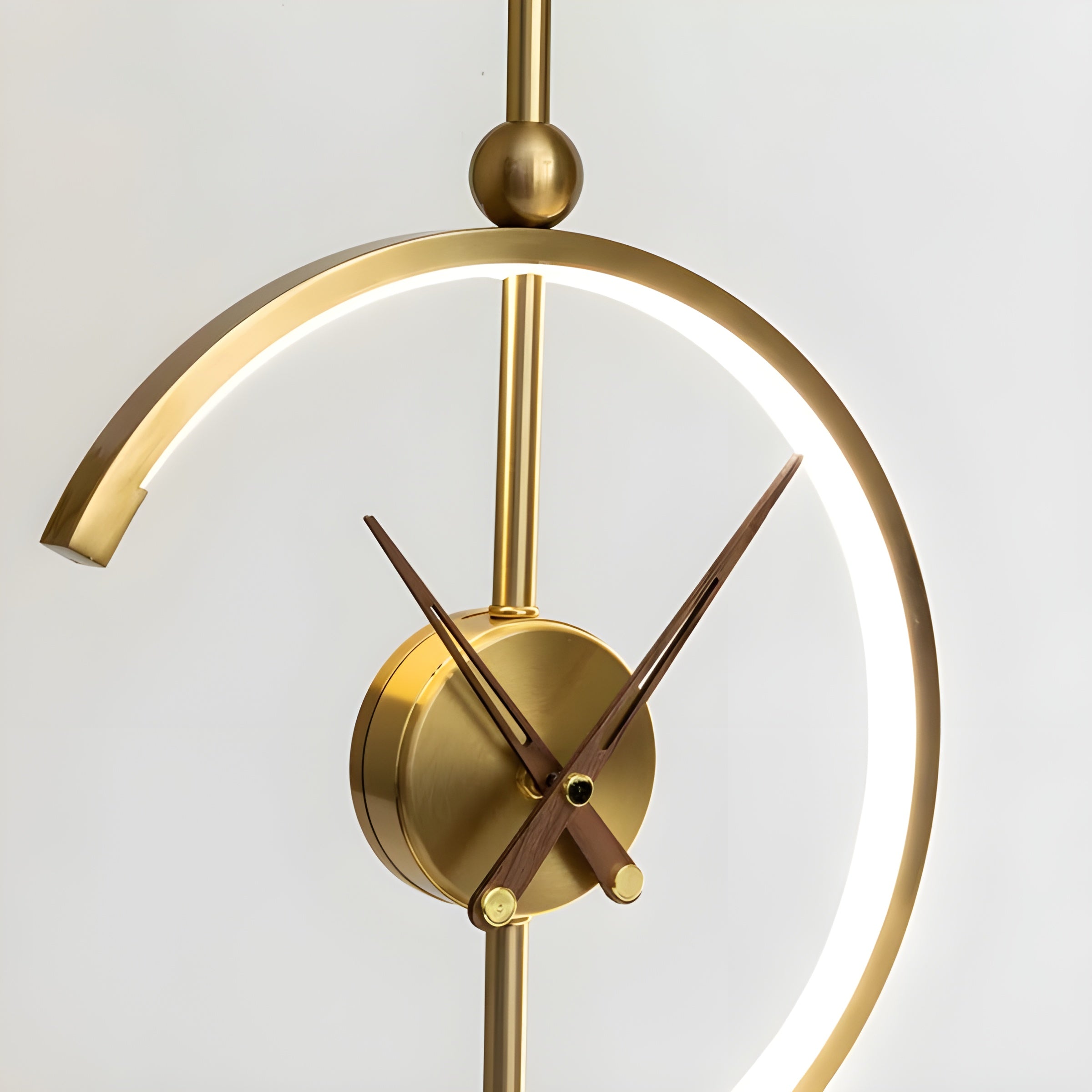 GlowBase Klocka Lampa – Lyxig Trådlös LED Klocka-Lampa