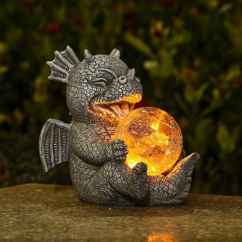 Trädgårdsstaty - Draconis - Solbelysning - Harpiks Draakstaty lampa