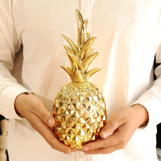 Guld Ananas Heminredning för Tropisk Elegans och Stil