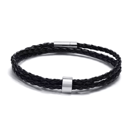 NAMVIO – Flätad herrarmband med individuella namnkulor