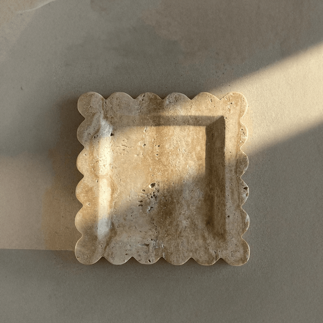 Naturstensdekorerande displayfat - Kvadratisk 20cm Estetisk