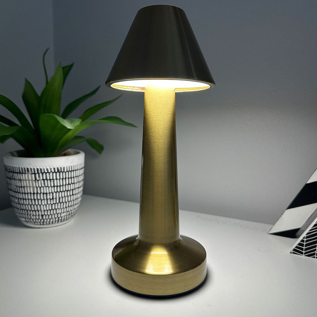 Ambient Oblique Modern Trådlös Bordslampa med 3 Belysningslägen