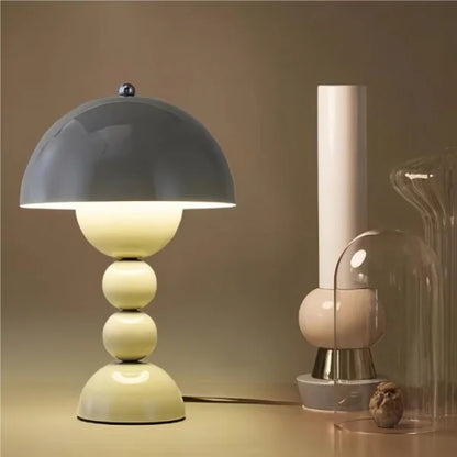 VividBloom - Bärbar Bordslampa