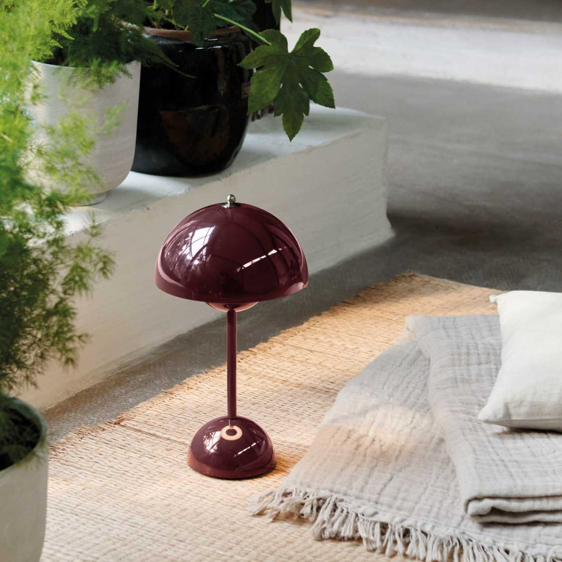 Aurora-inspirerad LED-skrivbordslampa – Varm energieffektiv USB-C