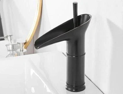 Antik Vattenfall Badrum Handfat Blandare