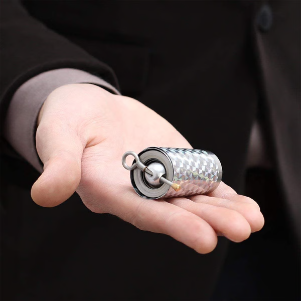 Royaleva Magic Pocket Wand – Teleskopisk självförsvarspinne 5 fot