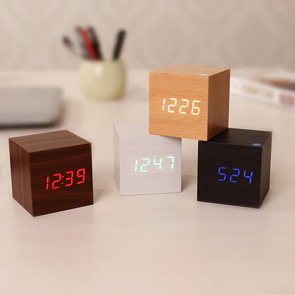 Trä Digital Klocka med LED Display