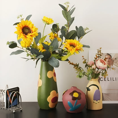 Målad blommig keramikvas för hemdekoration och blommor
