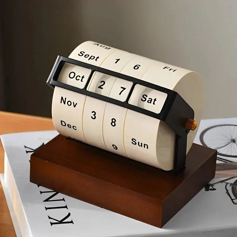 Modern evig hjul skrivbordskalender i trä och metall