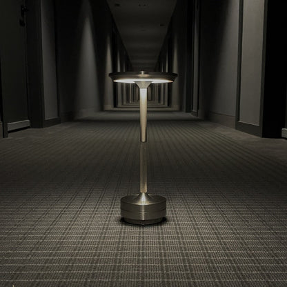 Ambient Metallic Trådlös Bordslampa