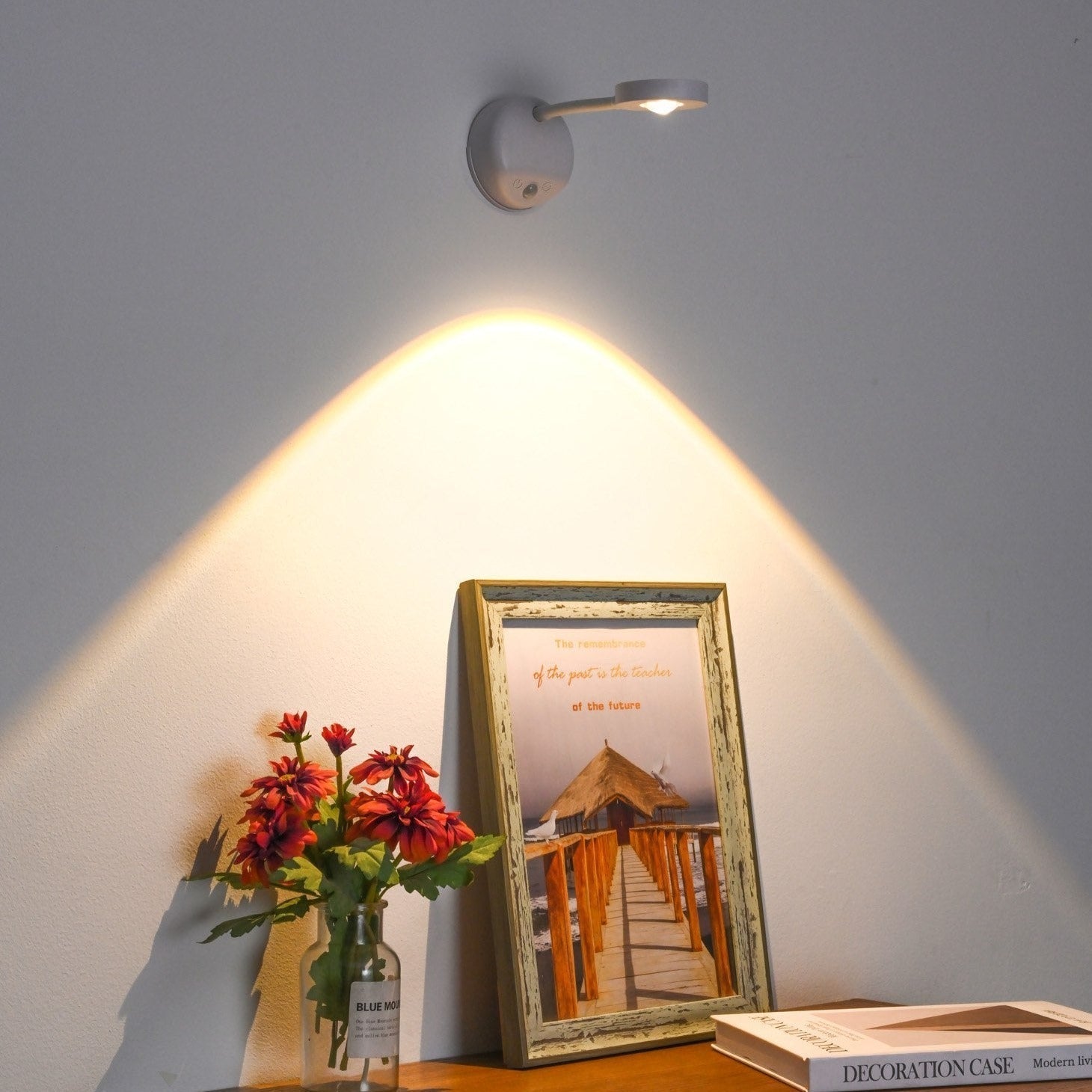 Lumora Motion Spotlight - Trådlös 360° Rotating LED med Rörelsesensor