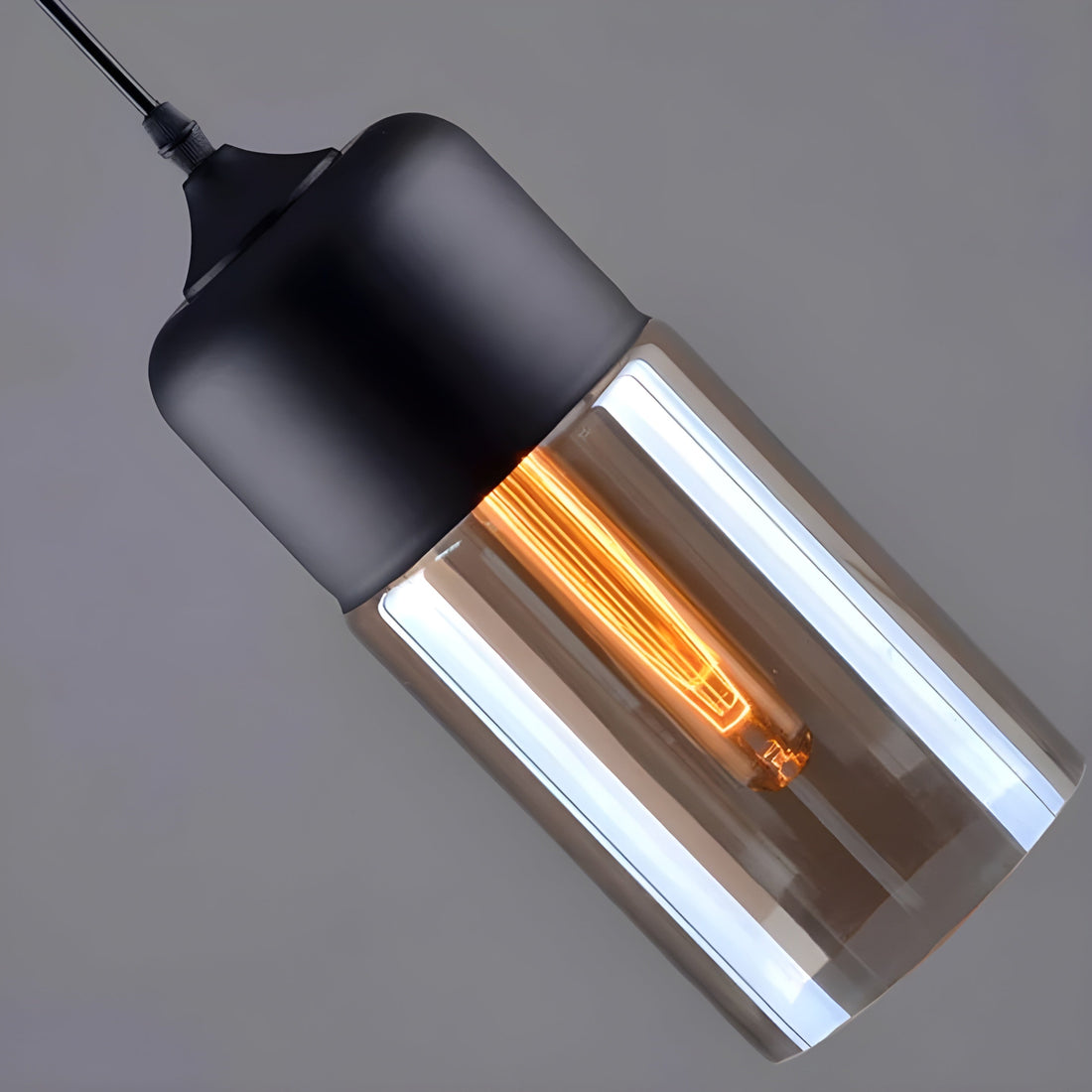 LED-Hänglampa i glas – Modern, skandinavisk design för stiliga vardagsrum