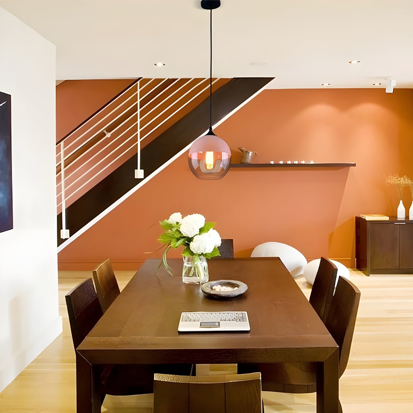 LED-Hänglampa i glas – Modern, skandinavisk design för stiliga vardagsrum