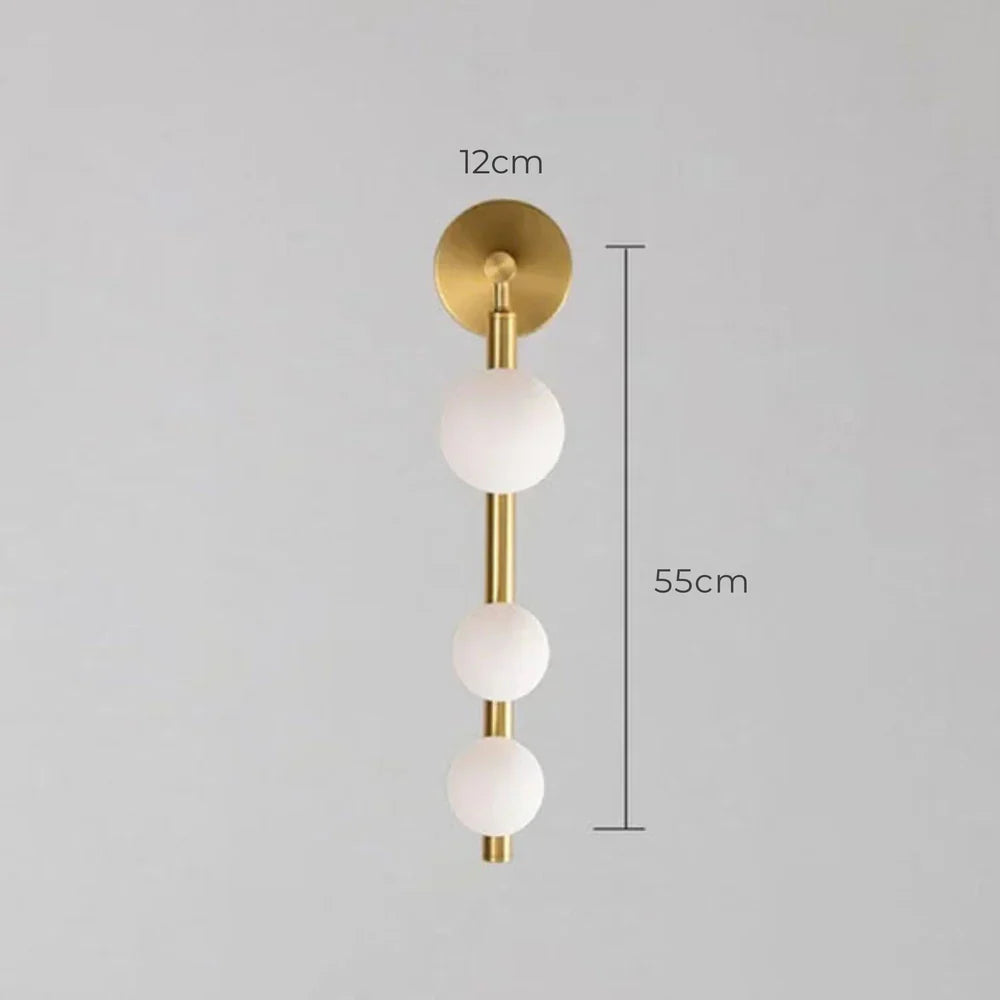 NordAura – Stilren vägglampa med skandinavisk design för modern inredning