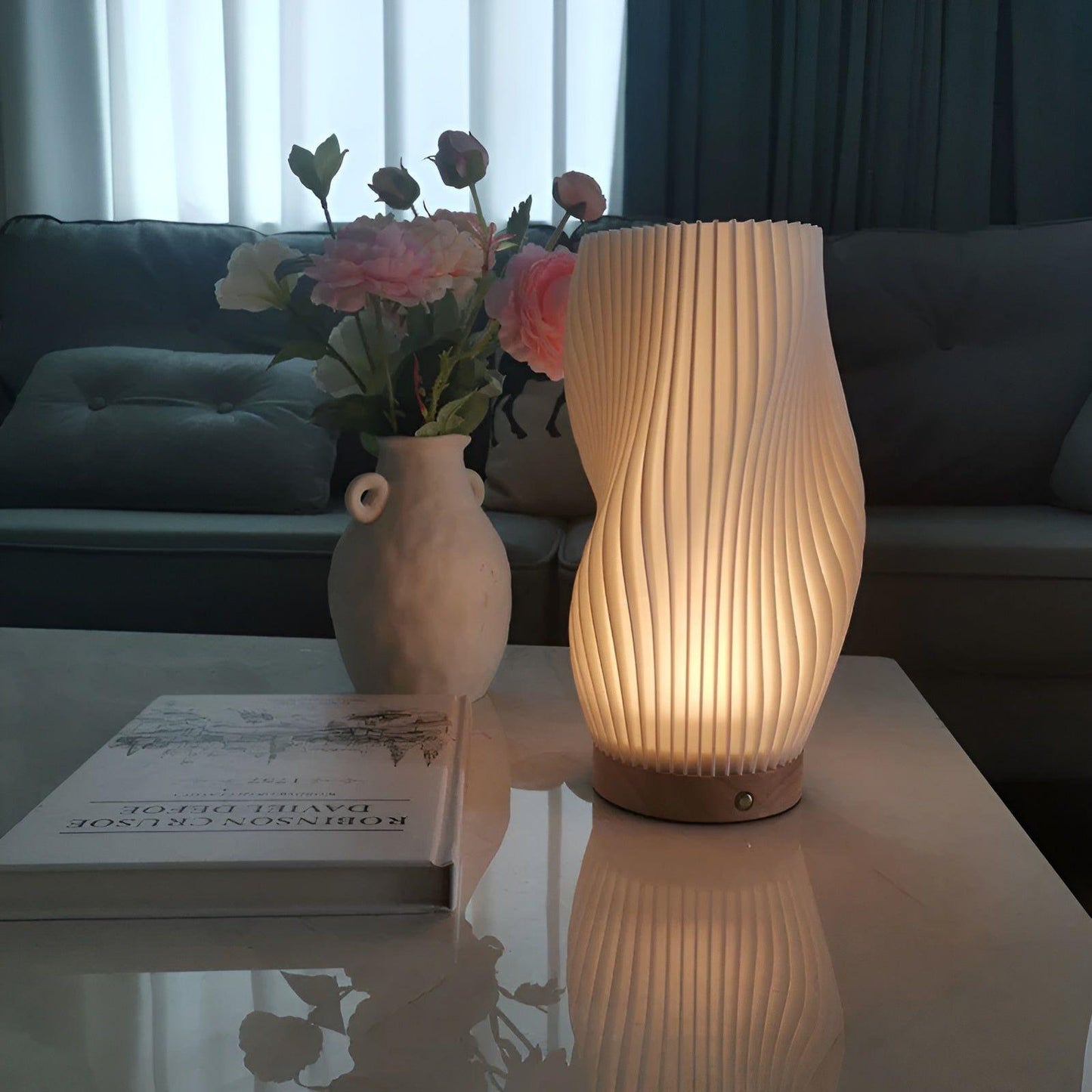 ChicPleats Lampa - Luksusig Fransk Kräm Ficklampor för en Mysig Atmosfär