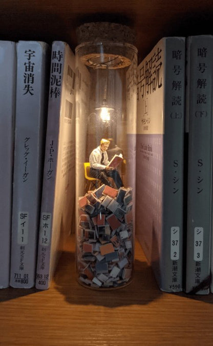 SculptedView - Konstnärlig Reagensrörsmonitor För Unik Inredning