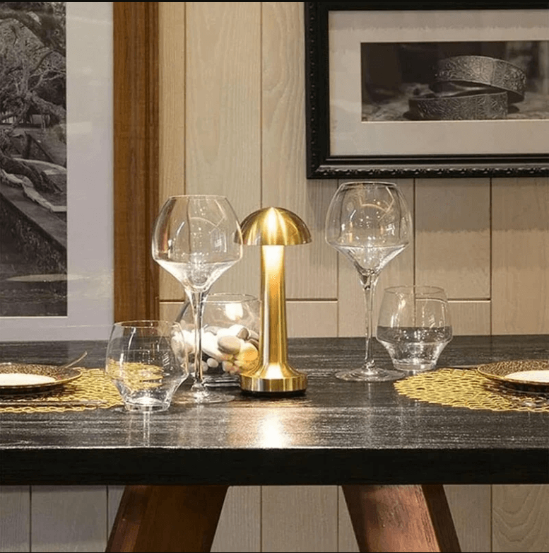 VividElegance - Modern Bordslampa med Stilrent Design