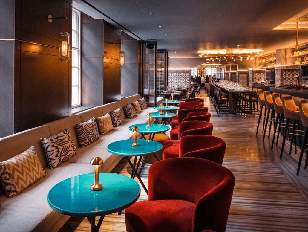 VividElegance - Modern Bordslampa med Stilrent Design