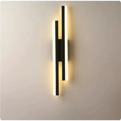 LumiGlow LED Vägglampa – Elegant Minimalistisk Belysning för Moderna Interiörer
