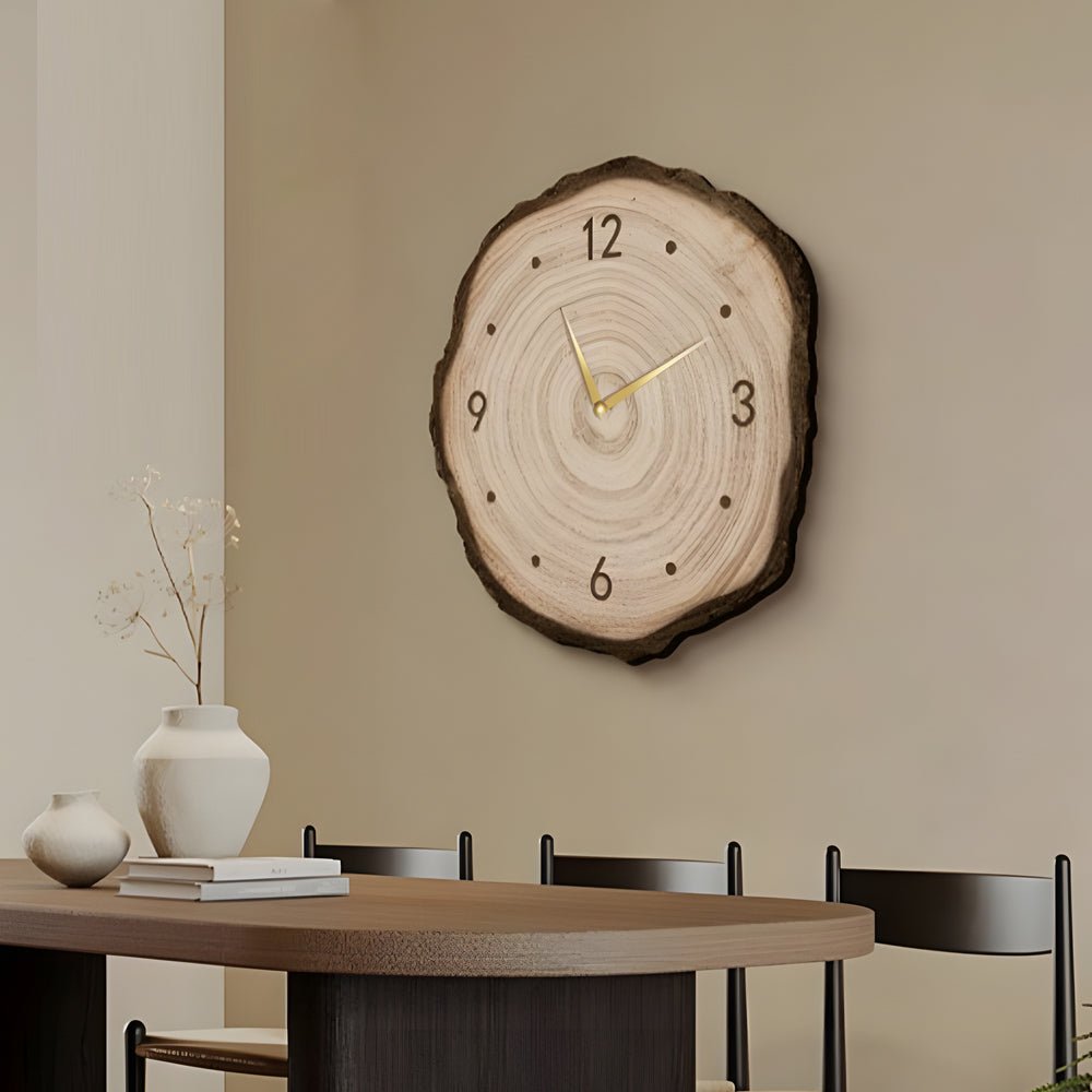 Träskiva Väggklocka | LED Ljus | Fjärrkontroll | Naturlig Rund Design | Varm Ljus