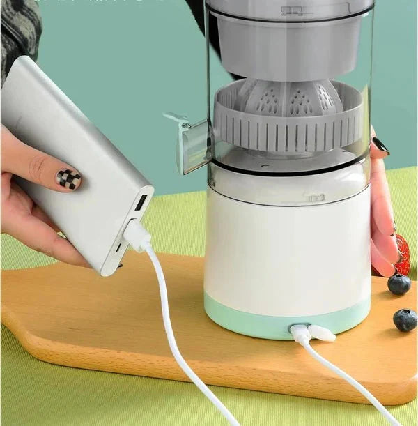 RoyaleGlow Bärbar Trådlös Elektrisk Färsk Apelsin Citrus Press Juicer