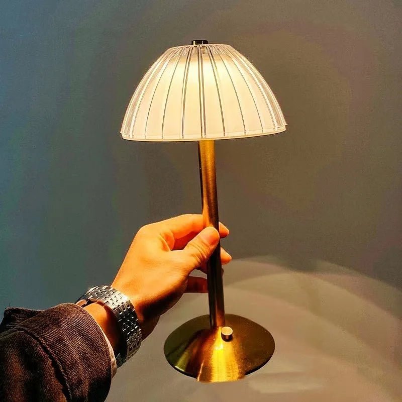Carvallo – Stilig retro-lampa med touch-kontroll