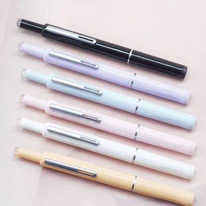 SCRIPTURA – Bläckpenna med inbyggd spets, mjuk skrivflyt och tidlös design