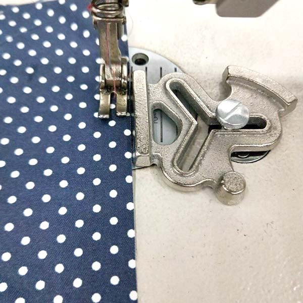 Carvallo - Precision curves made with ease