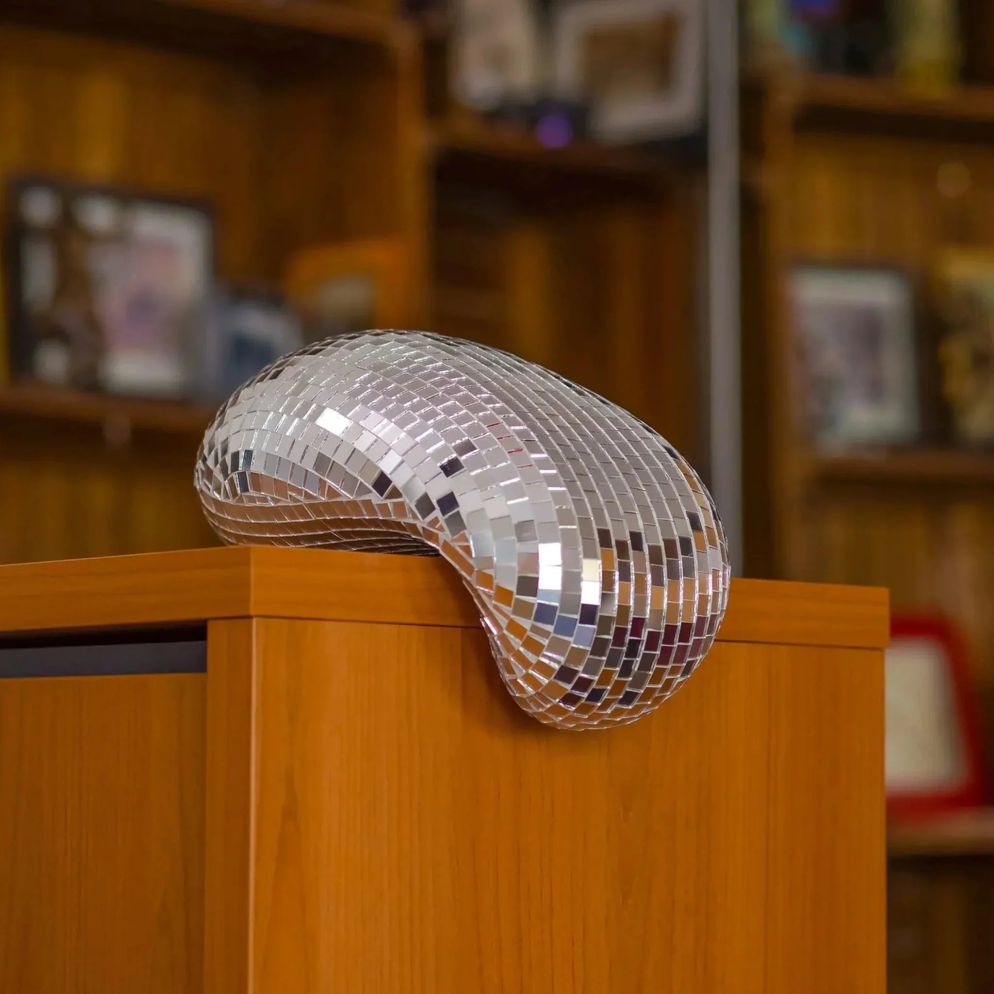 Smältande Diskokula Dekoration - Metall Abstrakt Skulptur